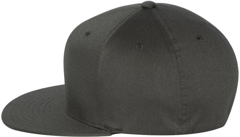 Flexfit Pro-Baseball On Field Flat Bill Cap