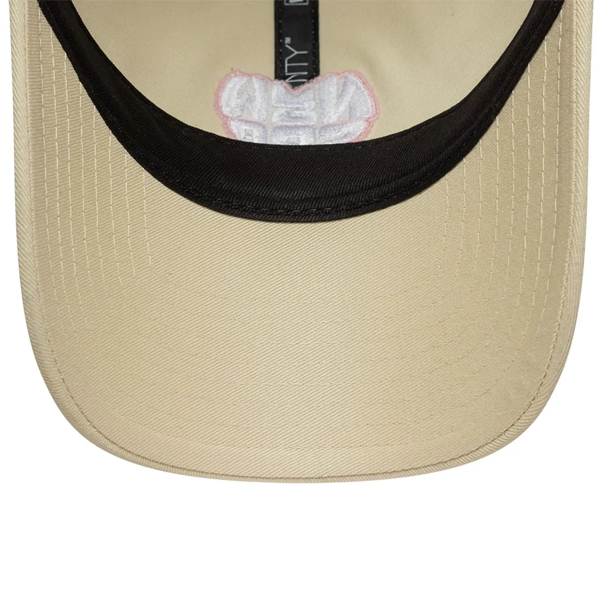 New Era Heart Cream 9TWENTY Adjustable Cap Billy J